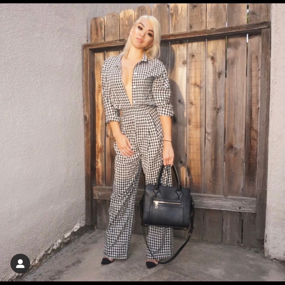 Wide legged jumpsuit